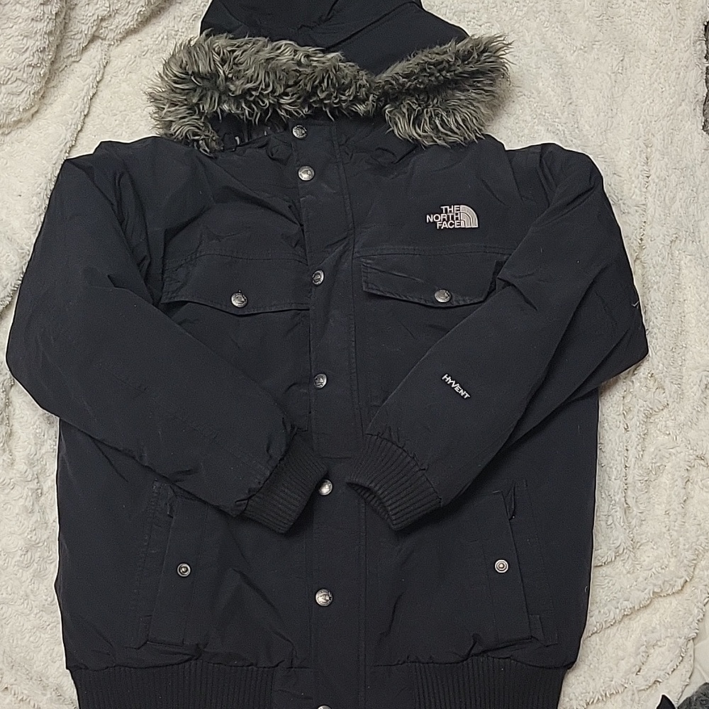 The North Face Boy's Gotham Jacket, size XL, Black color, Grey Parka hood